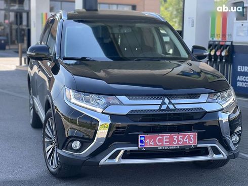 Mitsubishi Outlander 2019 - фото 7
