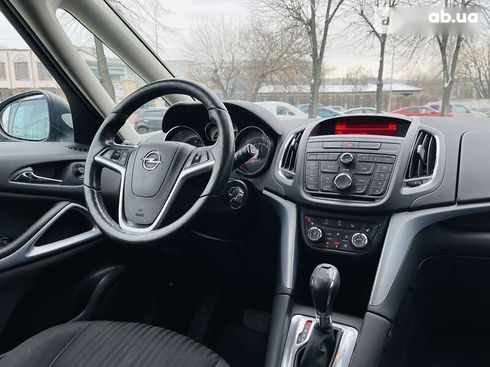 Opel Zafira 2016 - фото 10