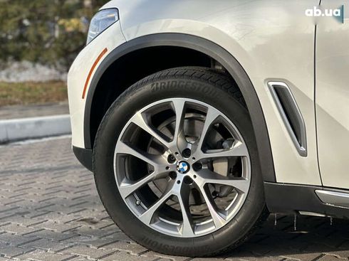 BMW X5 2020 - фото 27