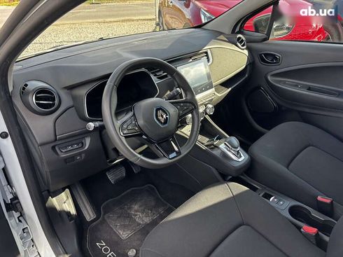 Renault Zoe 2020 - фото 15