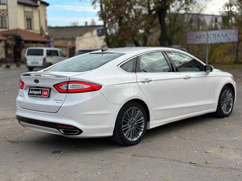 Ford Fusion 2016 белый - фото 12