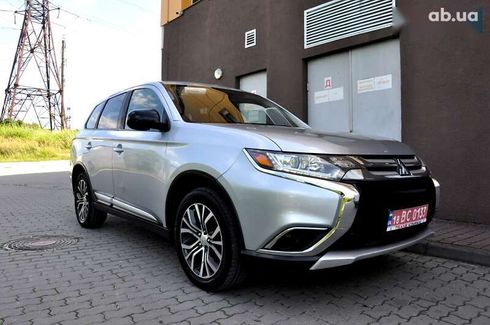 Mitsubishi Outlander 2016 - фото 6