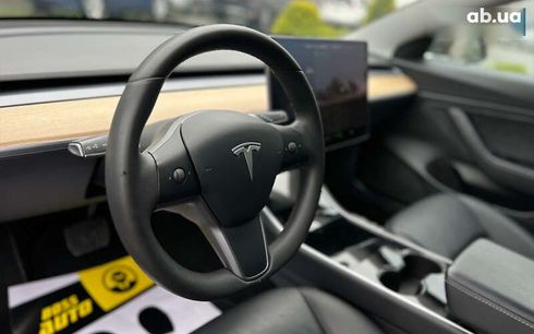 Tesla Model 3 2020 - фото 18
