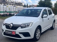 Renault хетчбек бу Львів - купити на Автобазарі