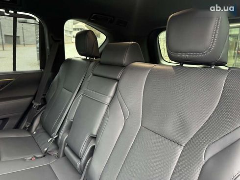 Lexus LX 2022 - фото 30