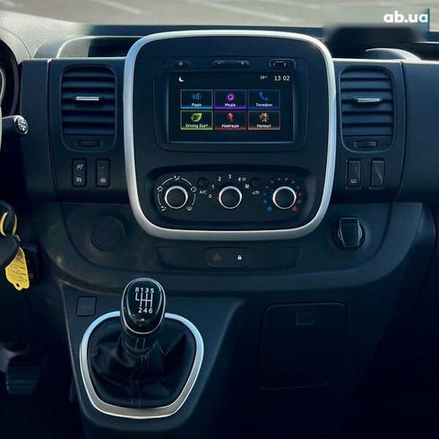 Renault Trafic 2019 - фото 27