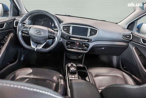 Hyundai Ioniq 2017 - фото 17