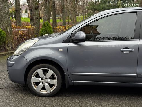 Nissan Note 2008 серый - фото 12