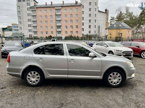 Skoda Octavia 2012 - фото 7