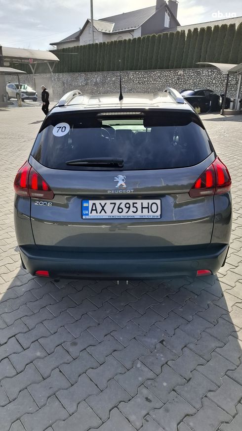 Peugeot 2008 2019 серый - фото 7