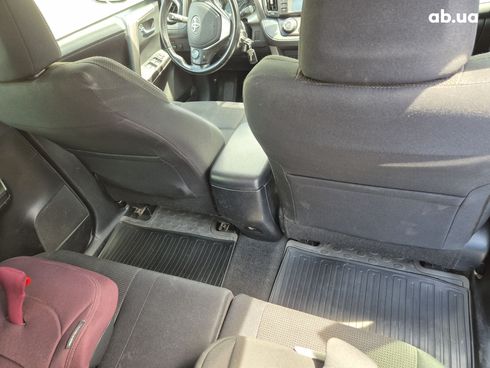 Toyota RAV4 2016 голубой - фото 13