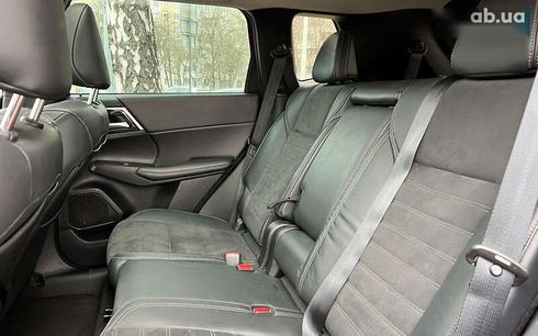 Mitsubishi Outlander 2022 - фото 22