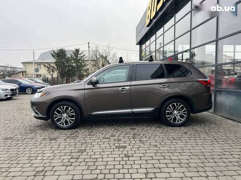 Mitsubishi Outlander 2016 - фото 4