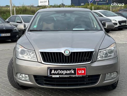 Skoda octavia a5 2010 бежевый - фото 2