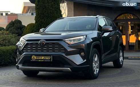 Toyota RAV4 2020 - фото 3