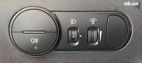 Hyundai i10 2012 - фото 12