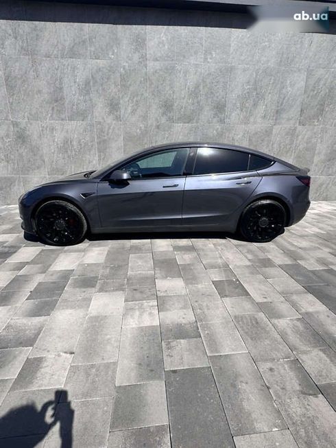Tesla Model 3 2022 - фото 14