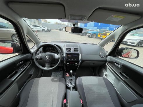 Suzuki SX4 2011 красный - фото 24