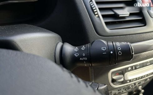 Renault Megane 2011 - фото 22