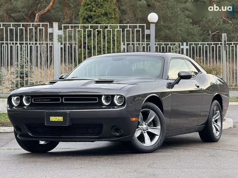 Dodge Challenger 2020 - фото 2