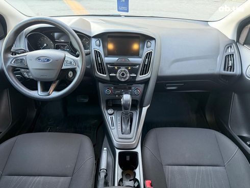 Ford Focus 2017 синий - фото 10