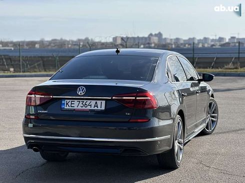 Volkswagen Passat 2016 - фото 10