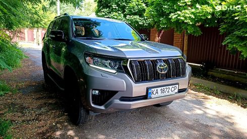 Toyota Land Cruiser Prado 2021 бежевый - фото 3