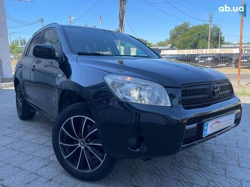 Toyota RAV4 2008 - фото 2