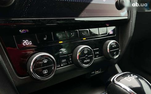 Skoda Octavia 2018 - фото 15
