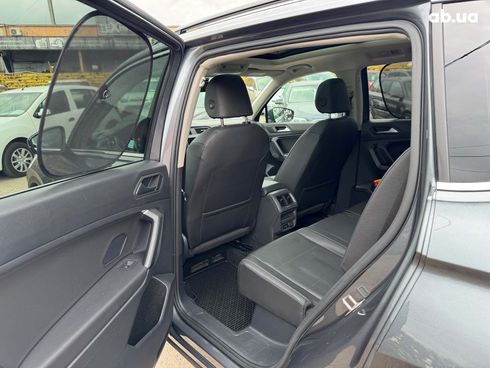 Volkswagen Tiguan 2019 серый - фото 15