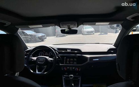 Audi Q3 2019 - фото 11