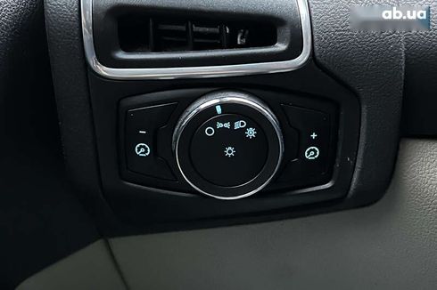 Ford Focus 2012 - фото 19