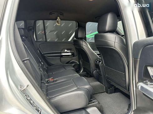 Mercedes-Benz GLB-Класс 2019 - фото 29