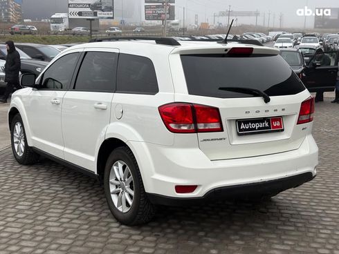 Dodge Journey 2014 белый - фото 9
