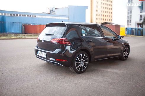 Volkswagen e-Golf 2018 - фото 10