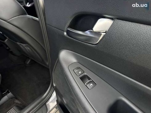 Hyundai Santa Fe 2018 - фото 11