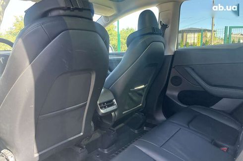 Tesla Model Y 2023 - фото 18
