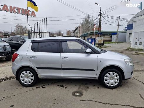 Skoda Fabia 2008 - фото 7