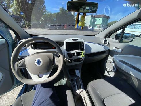 Renault Zoe 2013 - фото 9