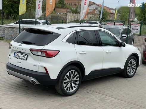 Ford Escape 2021 - фото 15