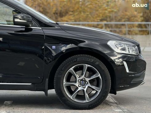 Volvo XC60 2016 - фото 14