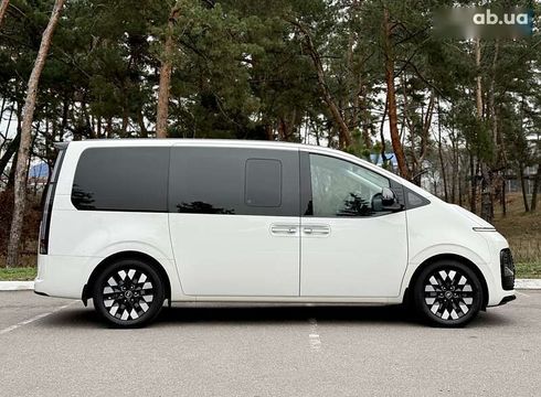 Hyundai Staria 2021 - фото 20