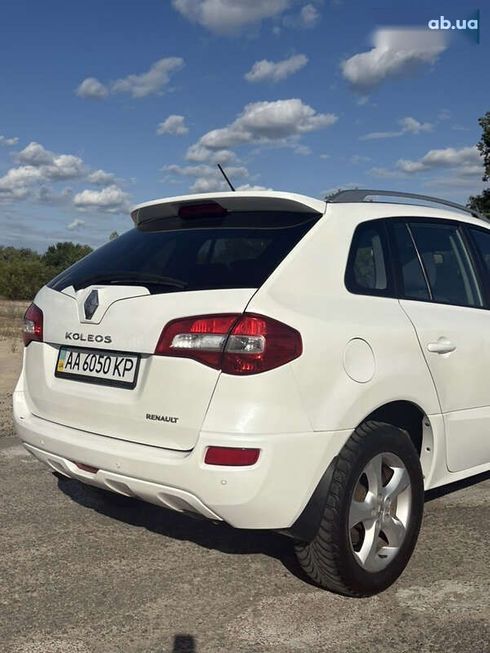 Renault Koleos 2011 - фото 14