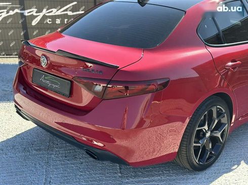 Alfa Romeo Giulia 2020 - фото 6