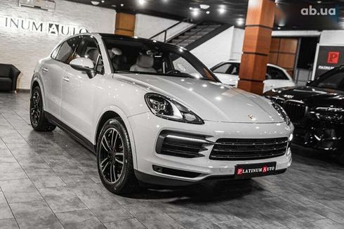 Porsche Cayenne Coupe 2022 - фото 18