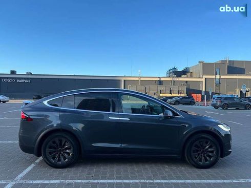 Tesla Model X 2018 - фото 21
