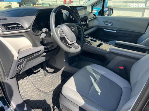 Toyota Sienna 2021 черный - фото 41