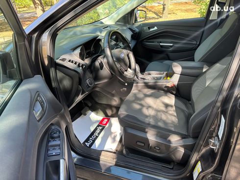 Ford Escape 2018 серый - фото 13