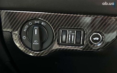 Dodge Challenger 2021 - фото 16