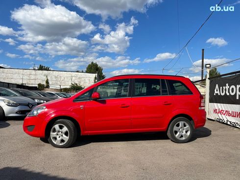 Opel Zafira 2010 красный - фото 7